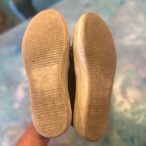 Pearl and Sparkle Kicks - Picture 6 of 7